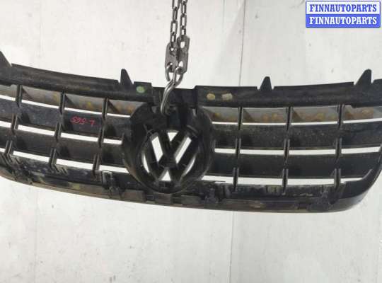 купить Решетка радиатора на Volkswagen Touareg 2002-2007