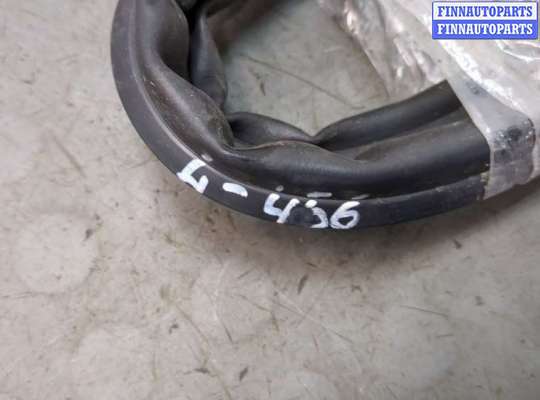 купить Уплотнитель на BMW 5 F10 2010-2017