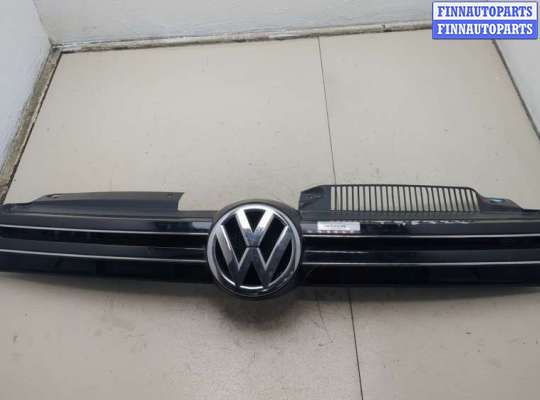 купить Решетка радиатора на Volkswagen Golf 6 2008-2012