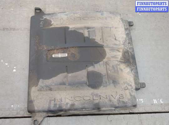 Накладка декоративная на ДВС LN16654 на Lincoln Navigator 2002-2006