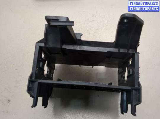 купить Кронштейн блока управления на Audi A4 (B8) 2007-2015