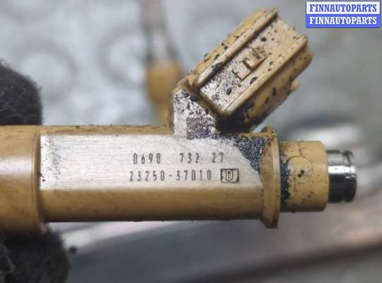 купить Форсунка топливная на Toyota Auris E15 2006-2012