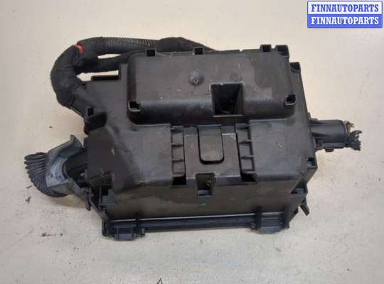 купить Блок предохранителей на Opel Meriva 2010-2018