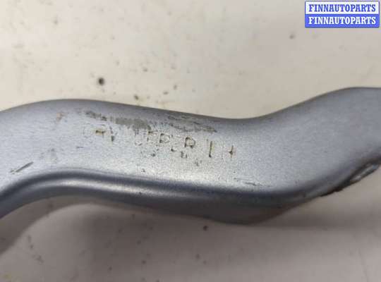 купить Петля капота на Honda CR-V 2006-2012