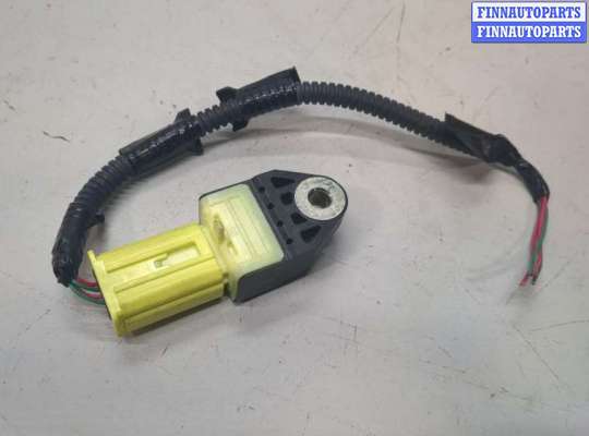 купить Датчик удара на Toyota Yaris 2010-2017