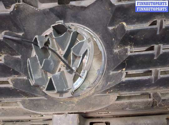 купить Заглушка (решётка) бампера на Volkswagen Passat 6 2005-2010