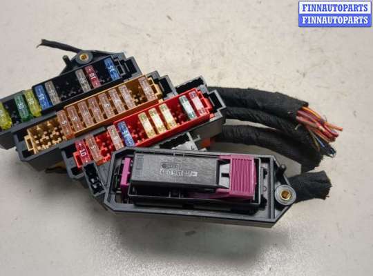 купить Блок предохранителей на Audi Q7 2005-2015