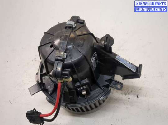 Мотор отопителя на Audi Q5 (8R)