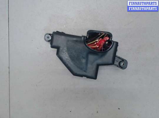 Блок предохранителей VG887368 на Volkswagen Jetta 5 2004-2010