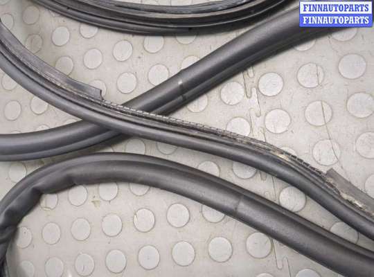 купить Уплотнитель на Chevrolet Trax 2016-2022