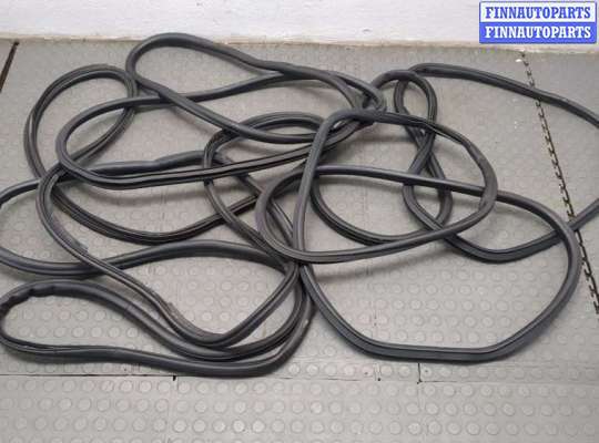 купить Уплотнитель на Chevrolet Trax 2016-2022