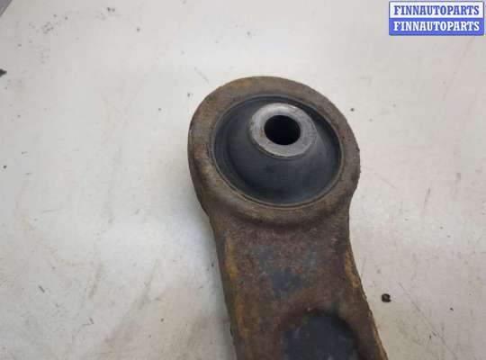 купить Рычаг подвески на Peugeot 307