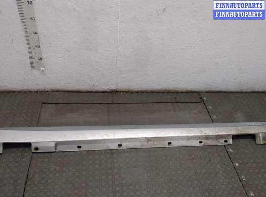 купить Накладка на порог на Mercedes C W204 2006-2015