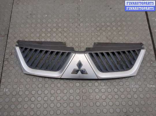купить Решетка радиатора на Mitsubishi Outlander XL 2006-2012