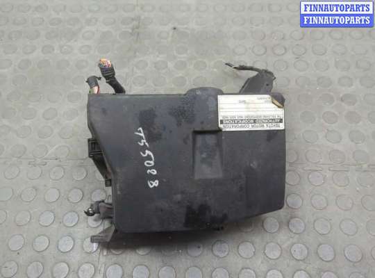 купить Блок предохранителей на Toyota Auris E15 2006-2012