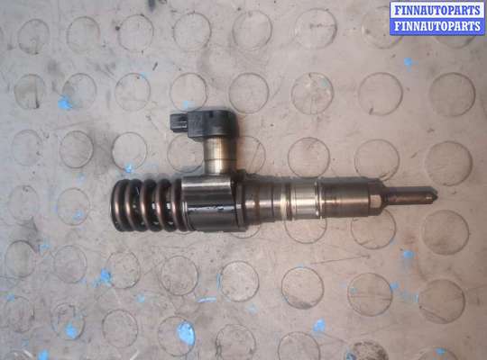 Форсунка топливная на Volkswagen Passat B6 (3C)