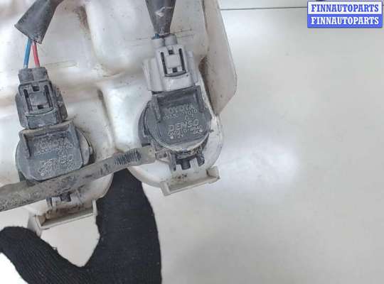 купить Двигатель (насос) омывателя на Toyota RAV 4 2006-2013