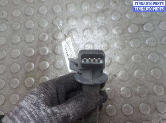 Катушка зажигания на Toyota Avensis II (T250)