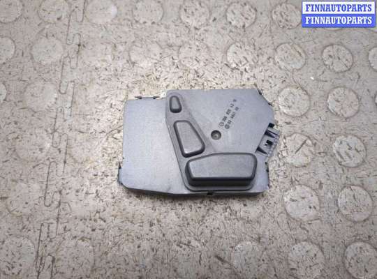Кнопка регулировки сидений MB1684892 на Mercedes CLK W208 1997-2003