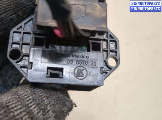 купить Кнопка обогрева сидений на Hummer H2