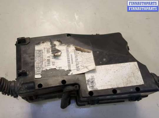 купить Блок предохранителей на Ford C-Max 2002-2010
