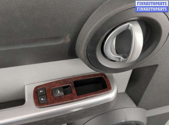 купить Замок двери на Dodge Nitro