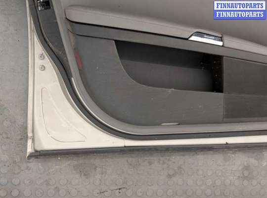 купить Стекло боковой двери на Mercedes S W221 2005-2013