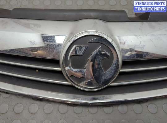 купить Решетка радиатора на Opel Zafira B 2005-2014