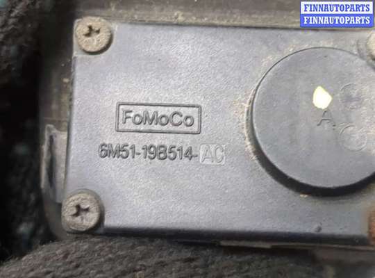 купить Кнопка открывания багажника с крышки на Ford C-Max 2002-2010