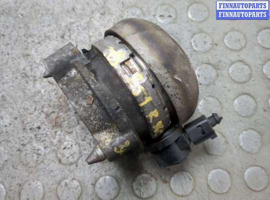 Купить Подушка крепления двигателя на Audi A8 (D3) 2002-2010 Подушка крепления двигателя AU1750214 на Audi A8 (D3) 2002-2010