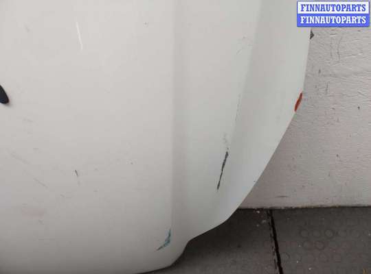 Капот на Ford Focus III
