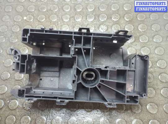 купить Кронштейн (лапа крепления) на Chevrolet Cruze 2009-2015