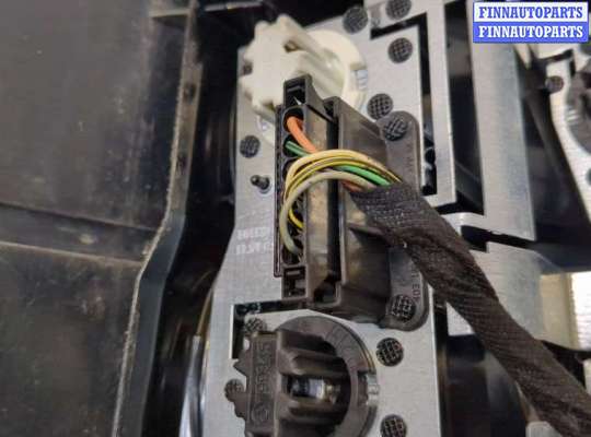 купить Фонарь (задний) на Mercedes ML W164 2005-2011