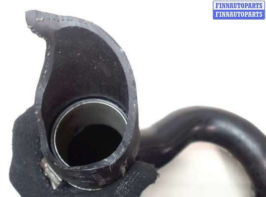 купить Патрубок интеркулера на Volvo S40 / V40 1995-2004