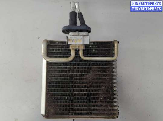 Радиатор кондиционера салона TT895673 на Toyota Sequoia 2000-2008