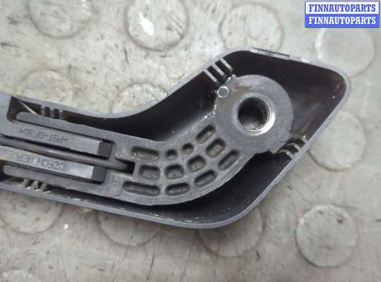 купить Щеткодержатель на Volvo XC90 2002-2014