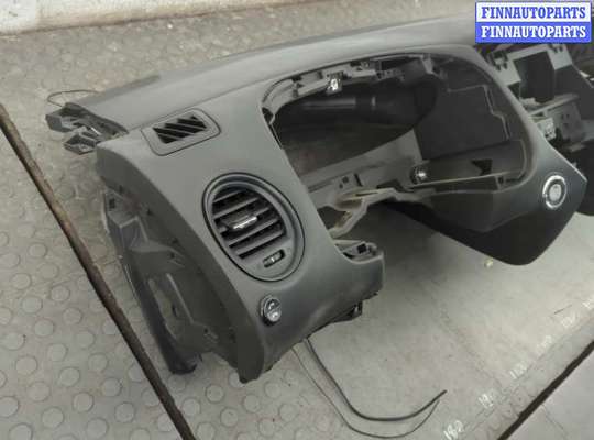 Подушка безопасности пассажира (AirBag) на Nissan Pathfinder IV (R52)