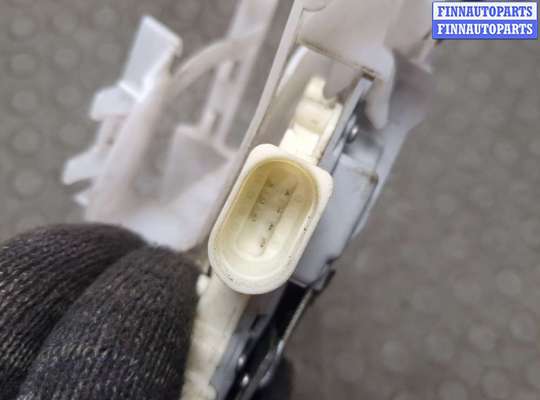 купить Замок двери на Volkswagen Passat 6 2005-2010