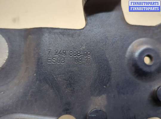 Петля капота на BMW 5 (F10/F11)