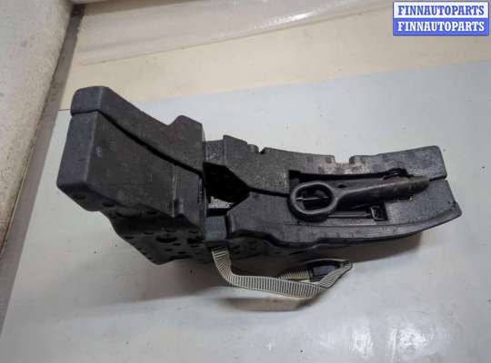 Купить Крюк буксировочный на Volkswagen Golf 7 2012-2020 Крюк буксировочный VG2748675 на Volkswagen Golf 7 2012-2020