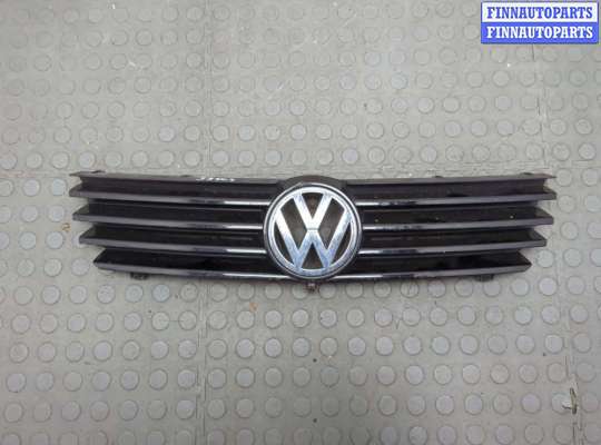 купить Решетка радиатора на Volkswagen Polo 1999-2001