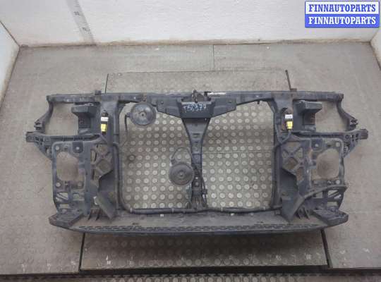 Панель передняя (телевизор) на Kia Ceed I (ED)