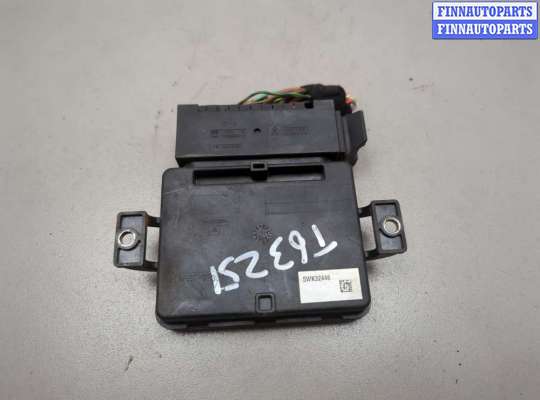 купить Блок управления стояночным тормозом на Audi A8 (D3) 2002-2010