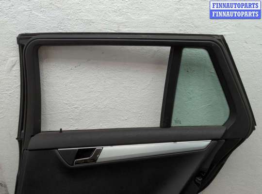 купить Стекло форточки двери на Mercedes C W204 2006-2015