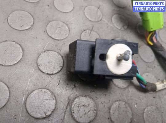 купить Двигатель отопителя (моторчик печки) на Saturn VUE 2001-2007