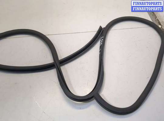 купить Уплотнитель на Porsche Panamera 2009-2016