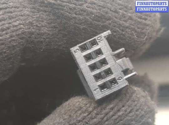 Зеркало боковое на Mercedes-Benz ML (W164)