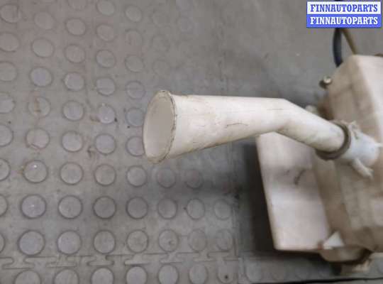 купить Бачок омывателя на Toyota Corolla Verso 2004-2009