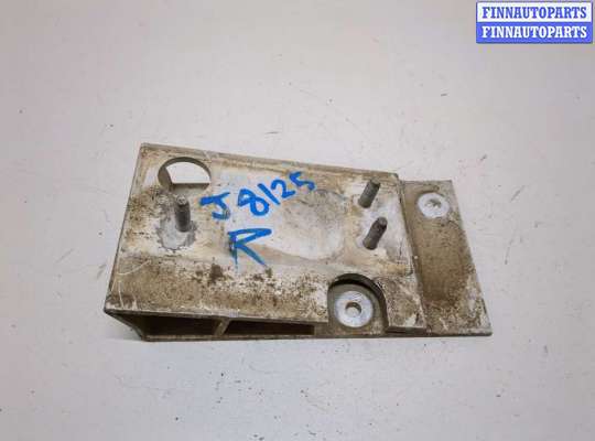 купить Кронштейн усилителя бампера на Nissan Pathfinder 2012-2020