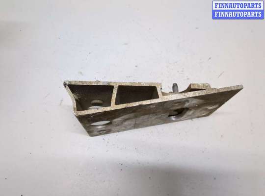 купить Кронштейн усилителя бампера на Nissan Pathfinder 2012-2020